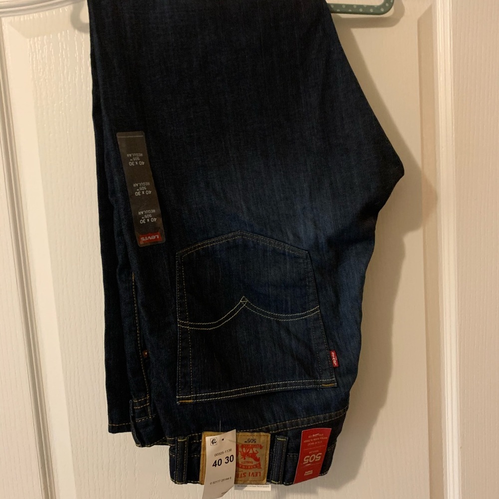 NWT-Levis 505